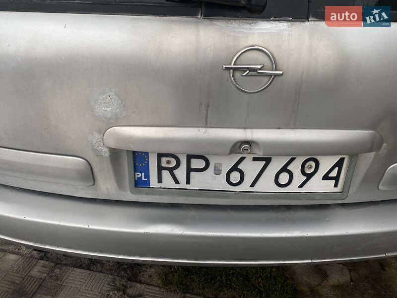 Универсал Opel Omega 2001 в Шумске