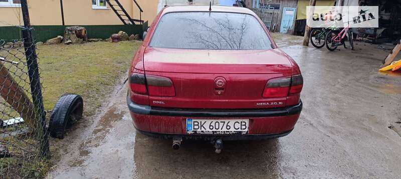 Седан Opel Omega 1998 в Млиніві