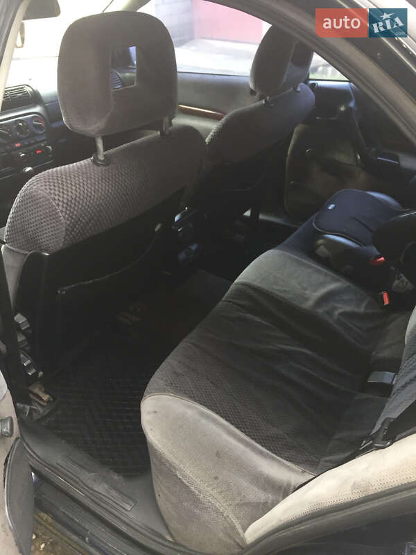 Седан Opel Omega 1995 в Сваляве фото 2 Седан Opel Omega 1995 в Сваляве