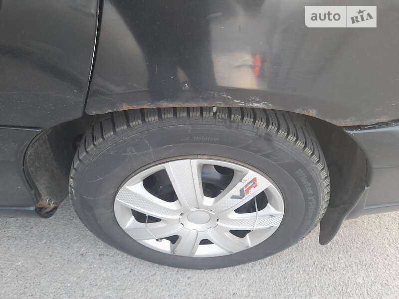 Седан Opel Omega 2000 в Житомирі