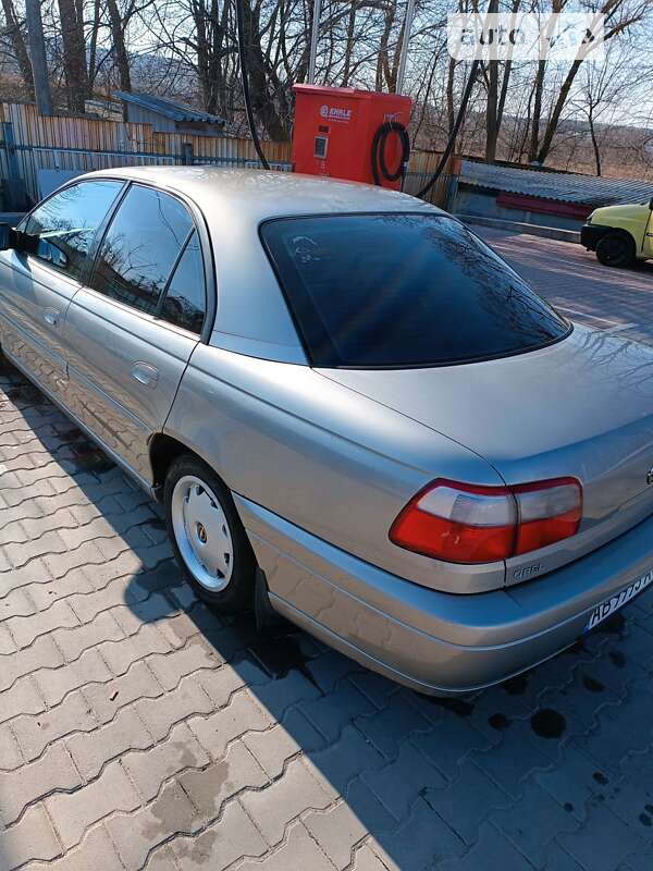 Седан Opel Omega 2002 в Вінниці
