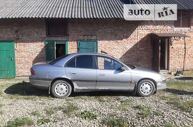 Седан Opel Omega 1995 в Стрию