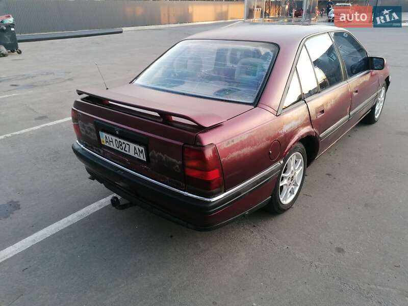 Седан Opel Omega 1992 в Броварах