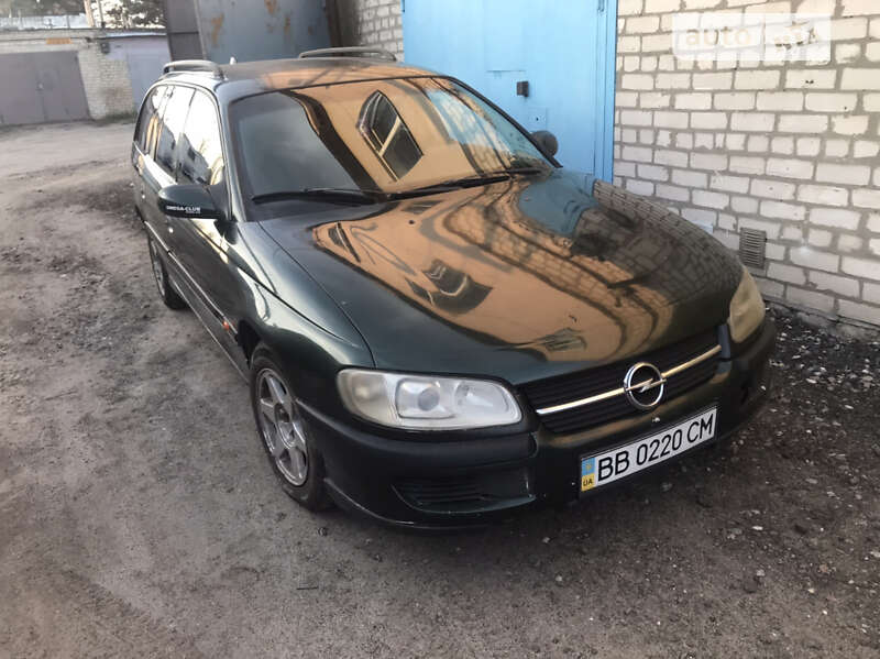 Универсал Opel Omega 1994 в Киеве