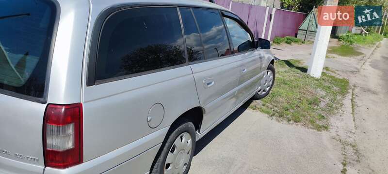 Универсал Opel Omega 2003 в Фастове
