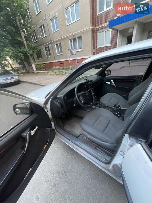 Седан Opel Omega 1988 в Краматорську