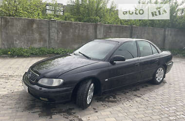 Седан Opel Omega 2002 в Курахово