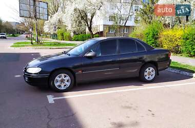 Седан Opel Omega 1995 в Луцьку