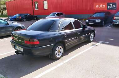 Седан Opel Omega 1995 в Луцьку