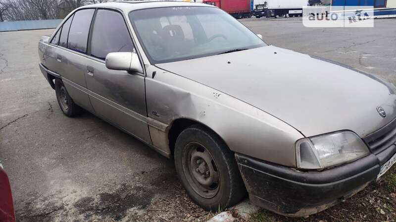 Седан Opel Omega 1988 в Переяславе