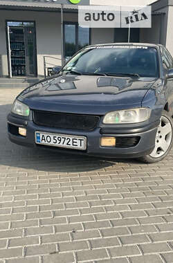 Седан Opel Omega 1995 в Ужгороді