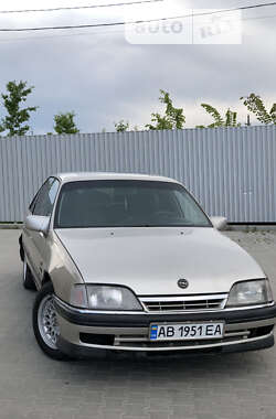 Седан Opel Omega 1992 в Немирові
