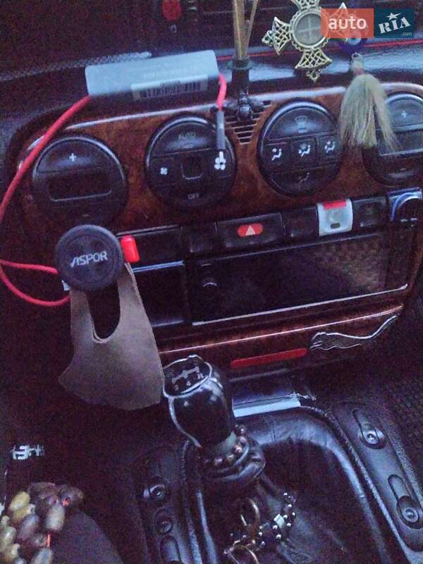 Седан Opel Omega 1998 в Киеве
