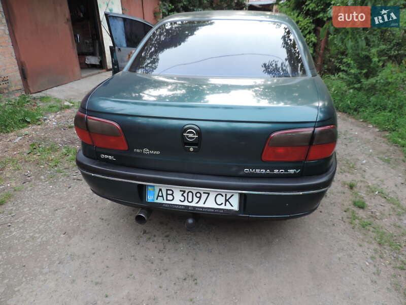 Универсал Opel Omega 1995 в Виннице