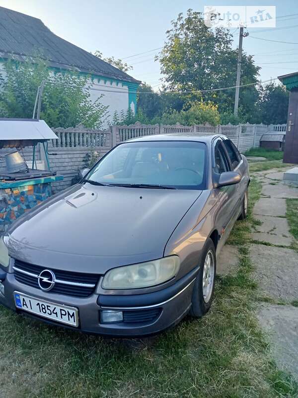 Седан Opel Omega 1998 в Шполі