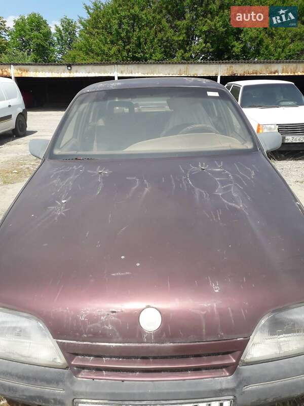 Седан Opel Omega 1987 в Запоріжжі