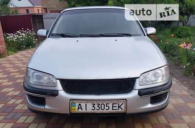 Седан Opel Omega 1994 в Киеве