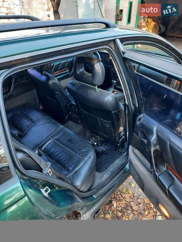 Универсал Opel Omega 1995 в Дрогобыче