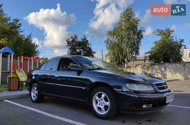 Седан Opel Omega 2000 в 