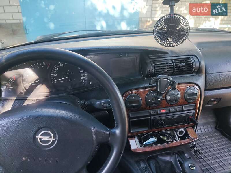 Универсал Opel Omega 1996 в Одессе