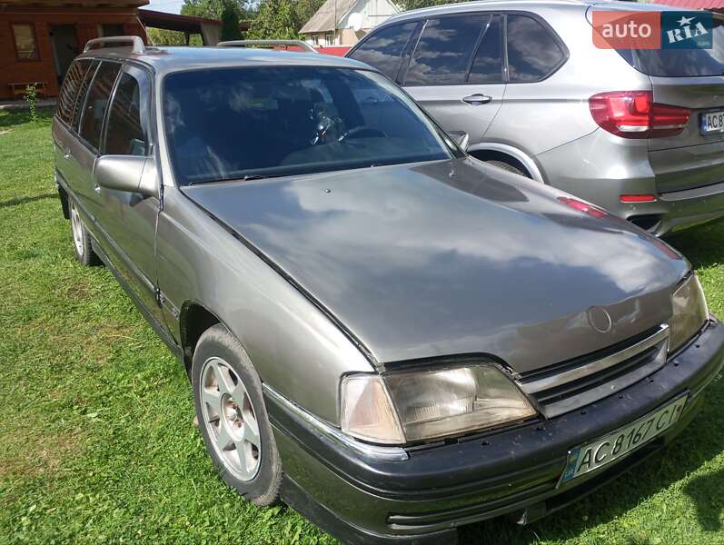 Универсал Opel Omega 1991 в Луцке