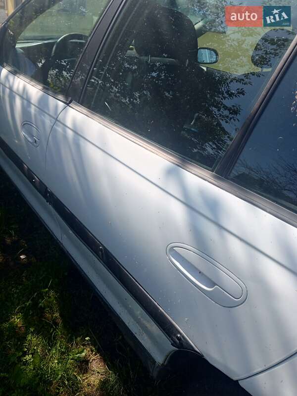 Универсал Opel Omega 1996 в Ковеле