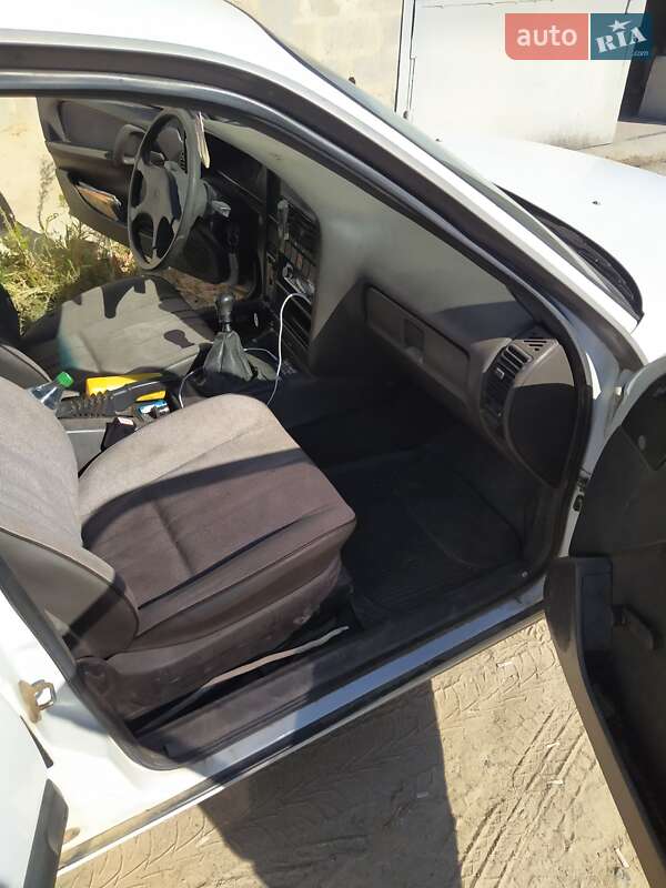 Универсал Opel Omega 1989 в Белгороде-Днестровском фото 14 Универсал Opel Omega 1989 в Белгороде-Днестровском