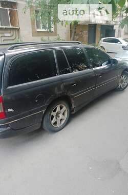 Універсал Opel Omega 1996 в Броварах