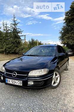 Седан Opel Omega 1995 в Литине