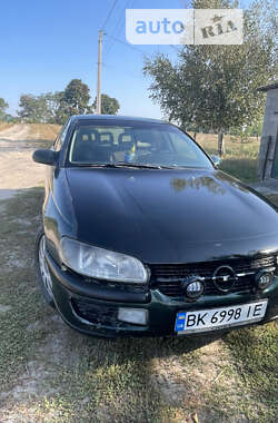 Седан Opel Omega 1996 в Сарнах