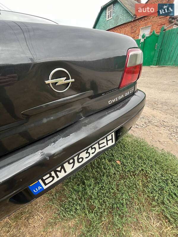 Седан Opel Omega 2002 в Сумах