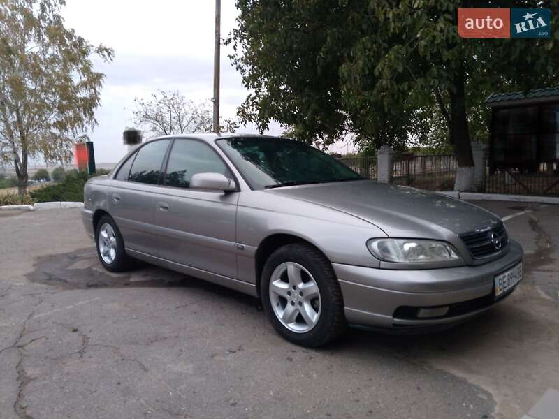 Седан Opel Omega 2002 в Березнеговатом