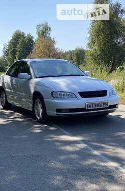 Седан Opel Omega 2000 в Киеве