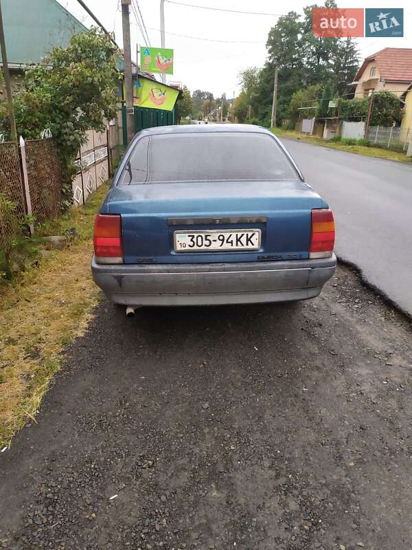 Седан Opel Omega 1990 в Кольчине