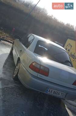 Седан Opel Omega 2001 в 