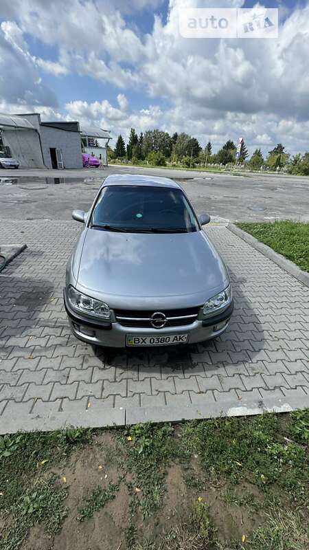 Седан Opel Omega 1995 в Деражне