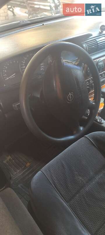 Седан Opel Omega 1999 в Києві