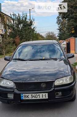 Седан Opel Omega 1994 в Здолбуніві