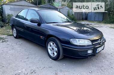 Седан Opel Omega 1997 в Новомосковске