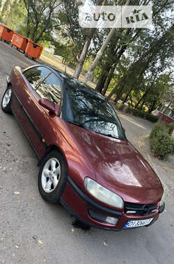 Седан Opel Omega 1997 в Днепре