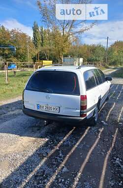 Універсал Opel Omega 1996 в Кам'янець-Подільському