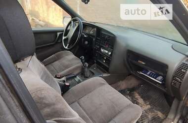 Седан Opel Omega 1991 в Киеве