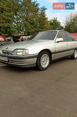 Седан Opel Omega 1991 в Киеве