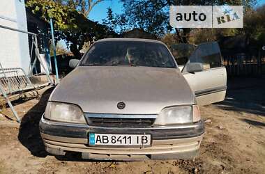 Седан Opel Omega 1992 в Виннице