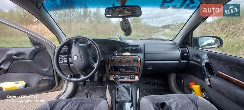 Седан Opel Omega 1997 в Днепре