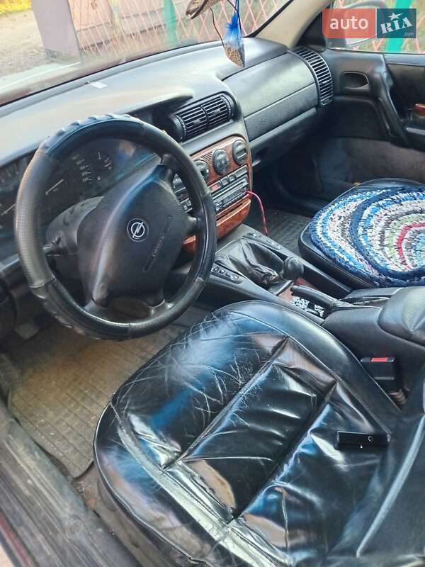 Седан Opel Omega 1997 в Житомире фото 4 Седан Opel Omega 1997 в Житомире