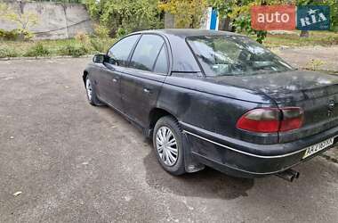 Седан Opel Omega 1995 в Киеве