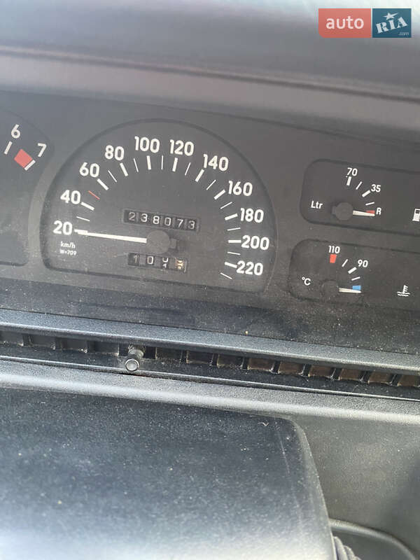 Седан Opel Omega 1990 в Кременчуге фото 12 Седан Opel Omega 1990 в Кременчуге