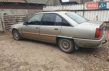 Седан Opel Omega 1988 в Смілі