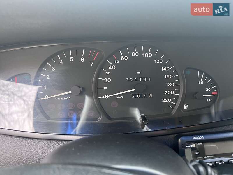 Седан Opel Omega 1999 в Кривом Роге